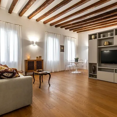 Ca' Delle Acque Deluxe Apartment R&R-3